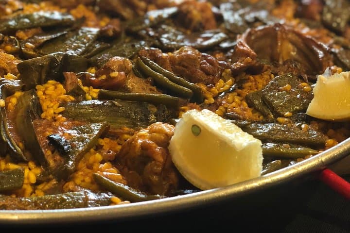 Learn to Make an Authentic Paella!