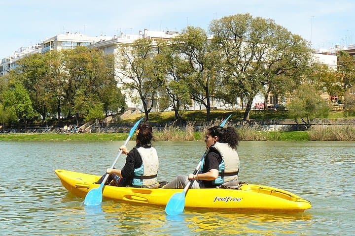 Sevilla 2 Hour Kayaking Tour on the Guadalquivir River