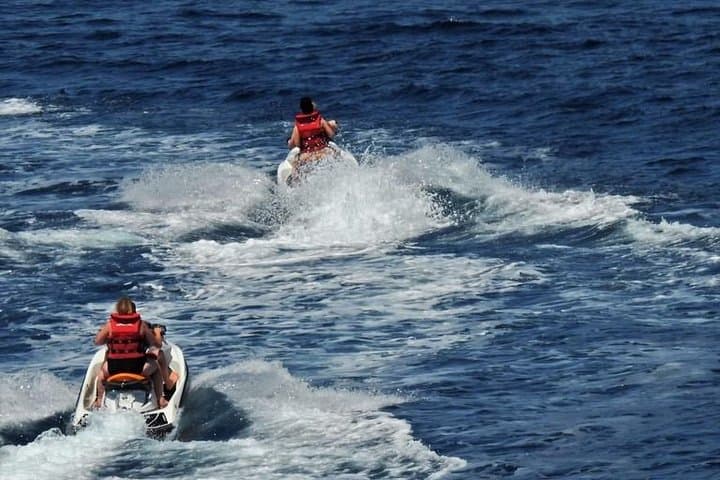 jet ski