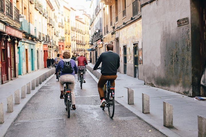Electric Bike Rental with Phone Holder and Self Guided Tour