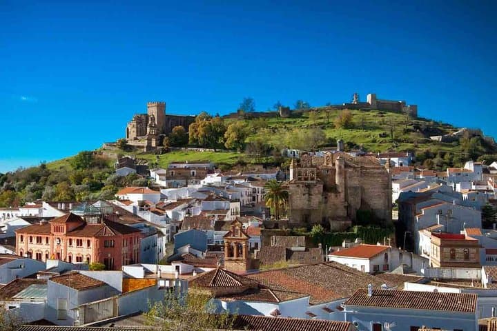 Day Trip from Sevilla to Aracena and la Gruta de las Maravillas