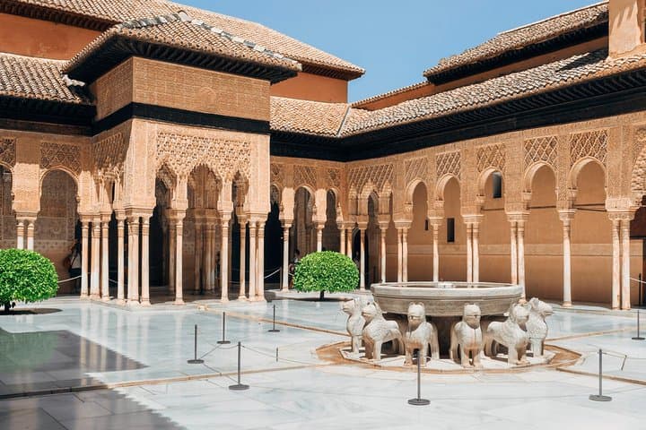 Granada Day Trip from Seville with Skip-the-line Alhambra Access