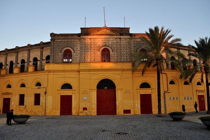 Sightseeing Day-Trip to Cadiz and Jerez from Seville