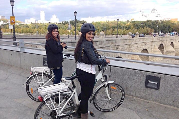 Madrid Parks Bike or e-bike Tour: Riverside & Casa de Campo