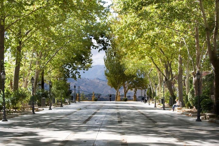 La Alameda del Tajo in Ronda, https://media-cdn.tripadvisor.com/media/attractions-splice-spp-720x480/07/a1/f9/1f.jpgthe park for romantic travelers.