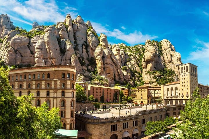 Private Half-Day Montserrat Tour (Day Trip From Barcelona)
