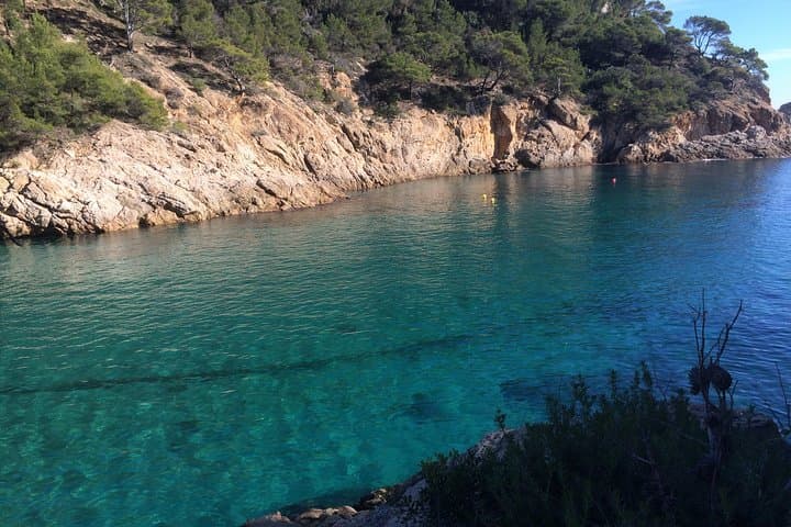 Costa Brava Hike & Tossa de Mar: Small Group Tour from Barcelona