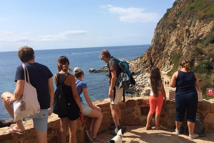 Costa Brava Hike & Tossa de Mar: Small Group Tour from Barcelona