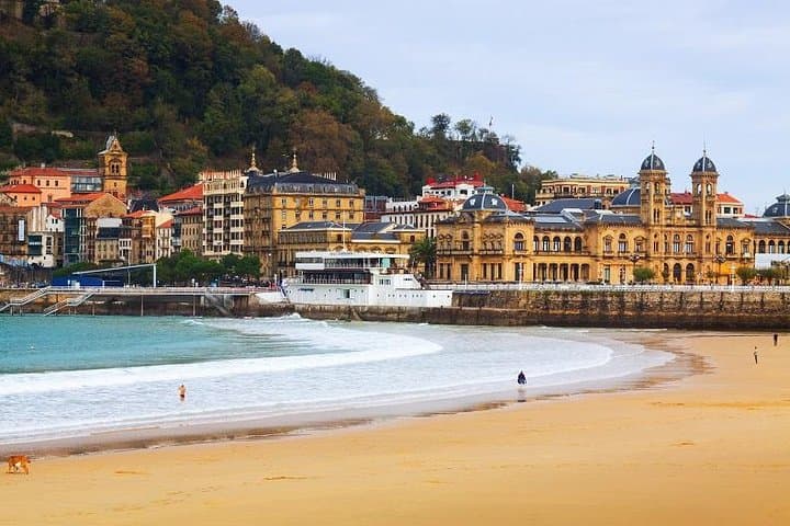 Private City Tour of San Sebastian with introduction to Pintxos Culture