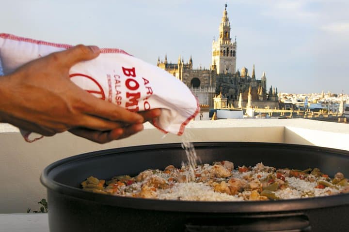 Private: Paella Cooking Class & 30-minute expert Q&A