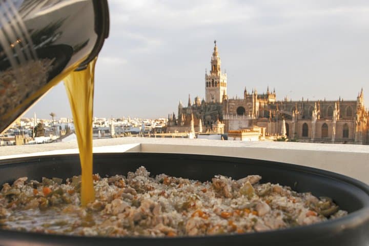 Private: Paella Cooking Class & 30-minute expert Q&A