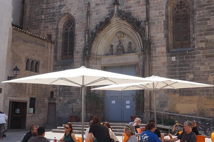 Gothic Quarter & Beyond: Leisurely Local Discoveries