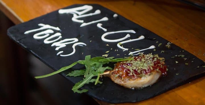 Alicante Evening Tapas & Wine Tour with Local Guide