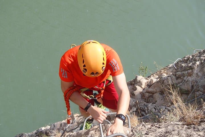 Almadenes via ferrata + 3 rappels from the Higuera ravine
