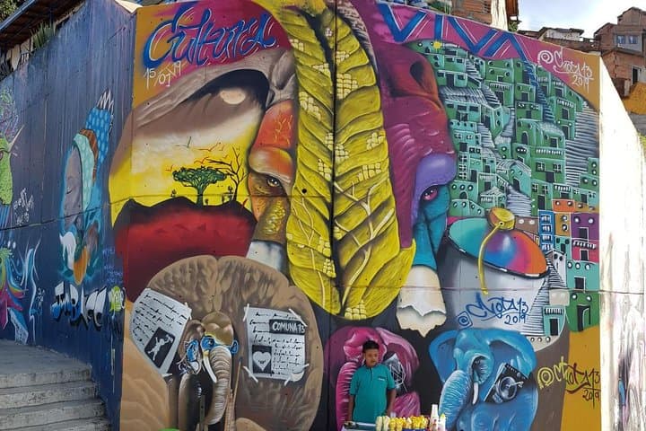 Elephant symbolism, stick together as herds, good memomy.