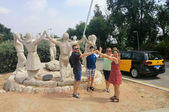 Private 2 Hours Sightseeing Tour in Barcelona
