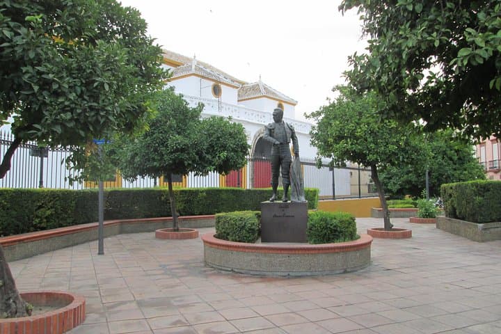 Private tour to the bullring La Maestranza