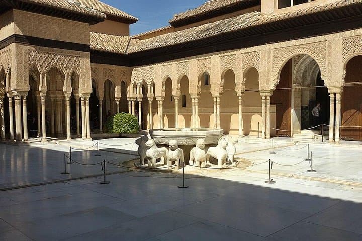 From Seville: 2-Day Granada Tour Skip-the-Line Alhambra & Baths