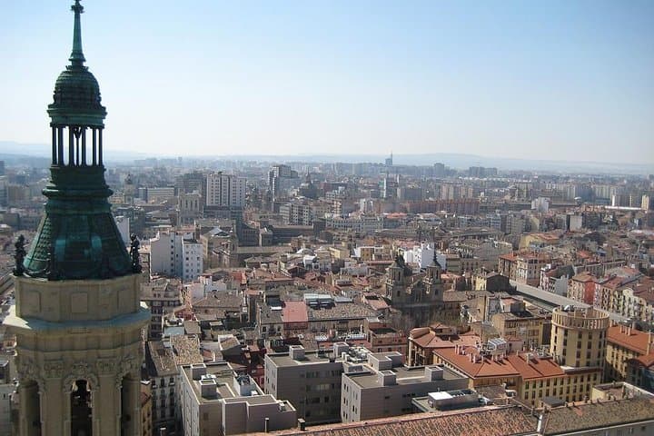 Zaragoza Private Walking Tour with official Tour Guide