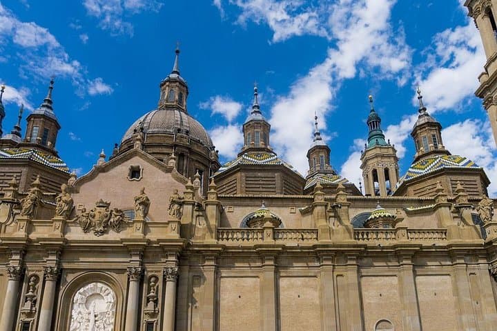 Zaragoza Private Walking Tour with official Tour Guide