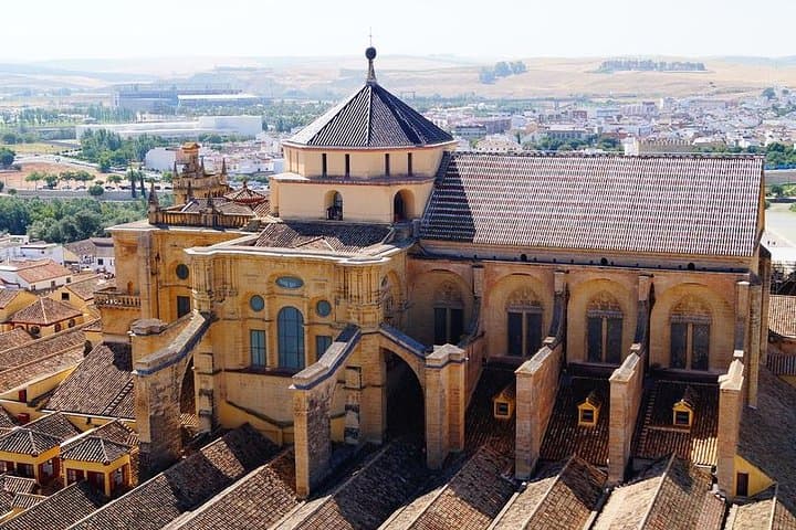 Private 3-hour Walking Tour of Cordoba with official tour guide