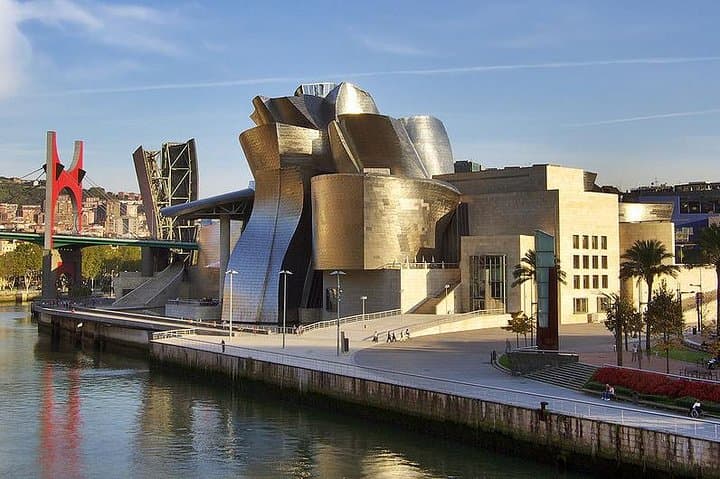 Private 8 hour Tour of Bilbao from San Sebastian with pick-up