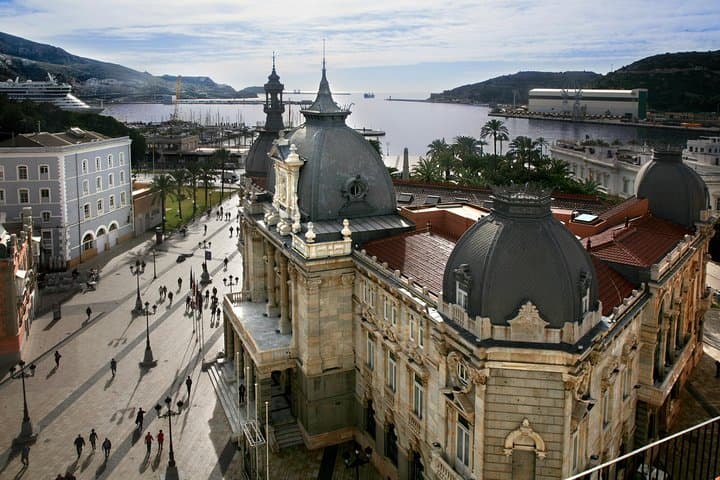 Private 4-hour Shore Excursion of Cartagena with driver and official guide