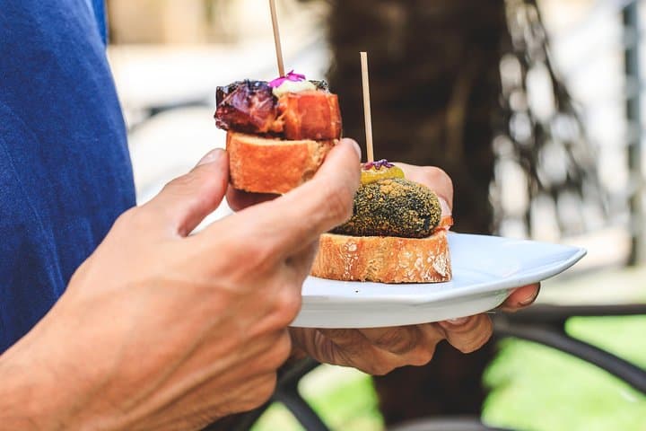 The Authentic Bilbao Pintxos, Food & Wine Tour with a Local