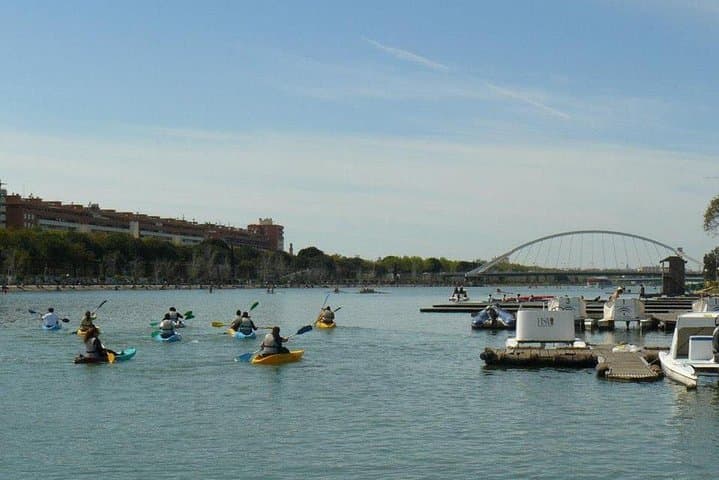 Sevilla 2 Hour Kayaking Tour on the Guadalquivir River