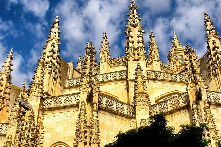 Private Tour: Segovia Day Trip from Madrid by High-Speed Train
