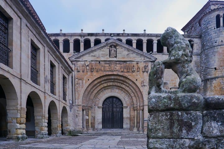 Private 8-hour Excursion to Santillana de Mar and Santander from Bilbao