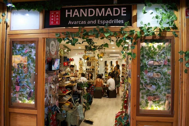Make Authentic Espadrilles in Seville