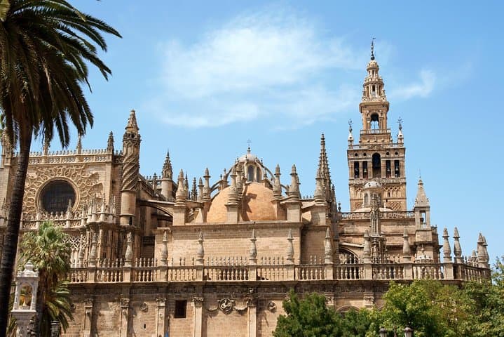Seville Tour with Alcazar, Cathedral and Giralda from Granada