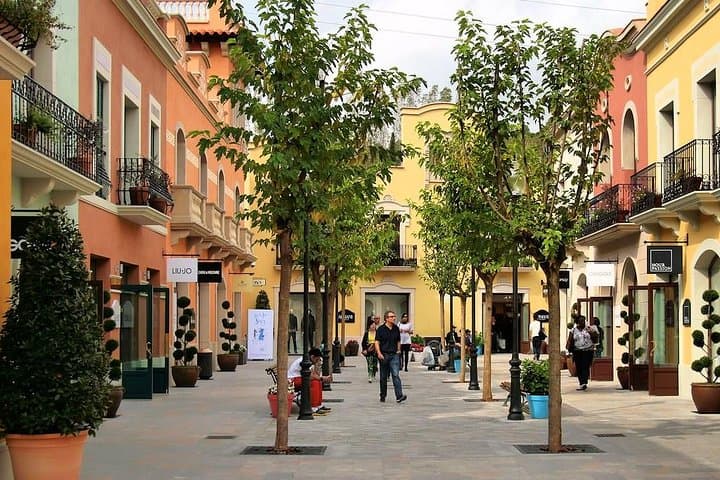 La Roca Village Private Visit with Luxury Vehicle from Barcelona with pick up