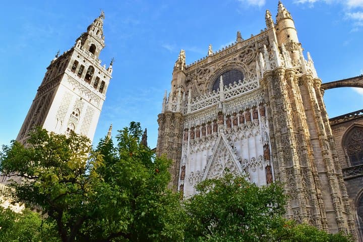 Complete visit Seville and World Heritage Monuments