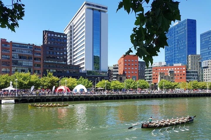 Regattas in the Ría del Nervión