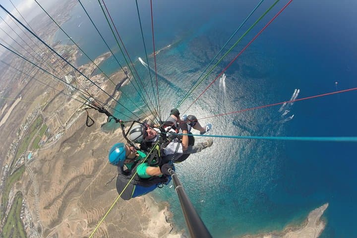 Paragliding flight Biplaza Tenerife South