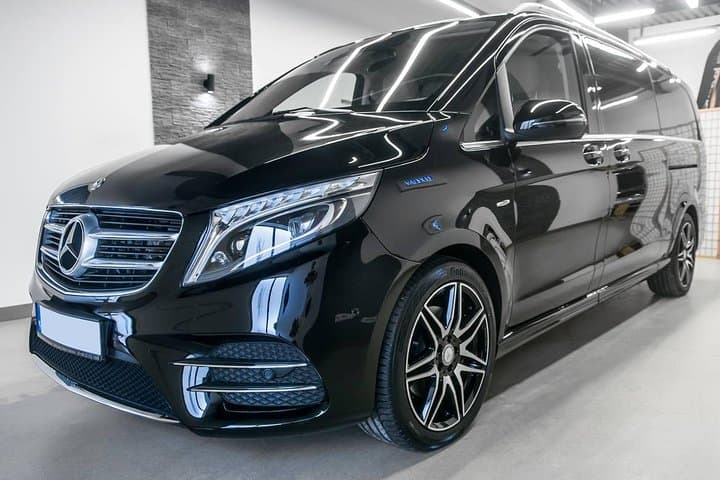 Tenerife Arrival or Departure Transfer LUX Car (private service)