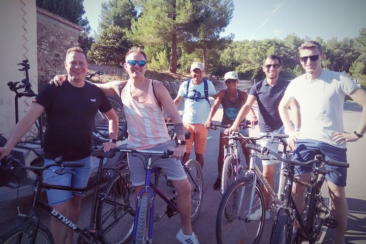 From Sitges: Bike Tour and Winery Visit with Free Hotel Pick Up.