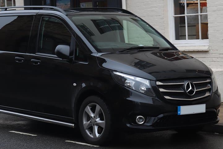 Malaga: Private Transfer IN or OUT in Upscale Vehicle with Professional Driver