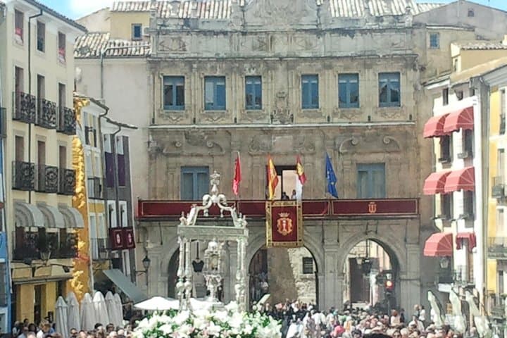 Visita Guiada Por El Casco Histórico De Cuenca Y Su Catedral