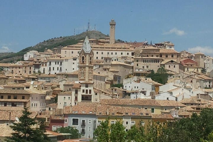 Visita Guiada Por El Casco Histórico De Cuenca Y Su Catedral