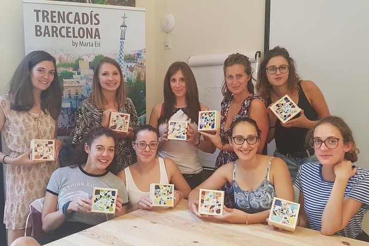 Gaudí-inspired Mosaic Workshop next to Park Güell