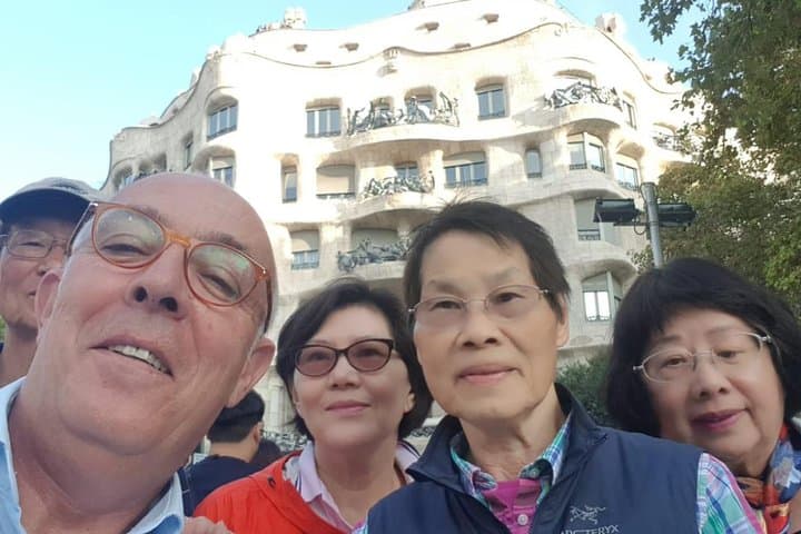 Private and customizable Barcelona Half-Day Tour