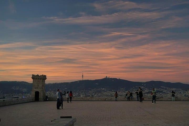 Private Sightseeing in Barcelona By Night