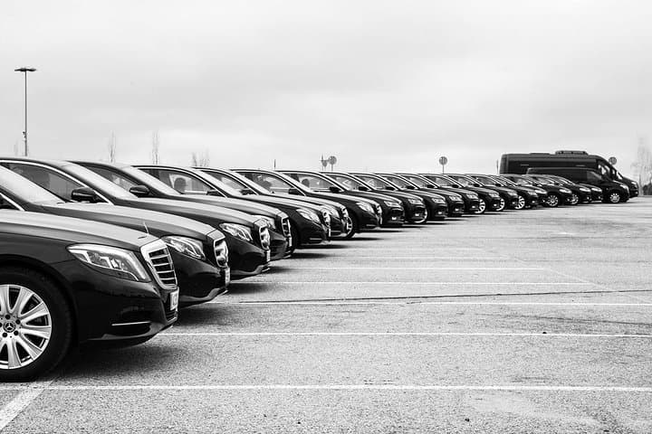 Bilbao Airport Private Arrival Transfer to Various Cities