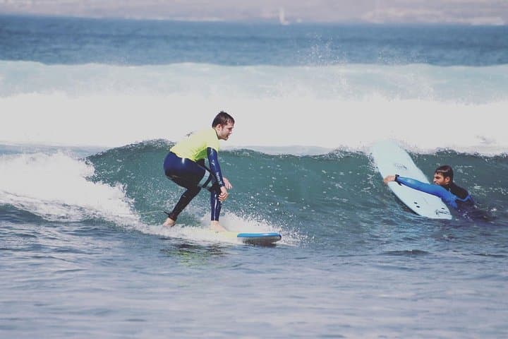 Surf it's fun, let's enjoy your ride
