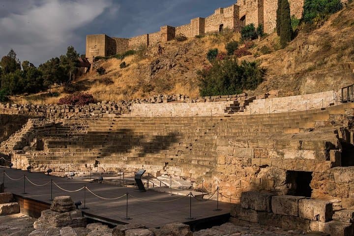 Malaga Roman Theater & Alcazaba: Guided Tour with Official Guide