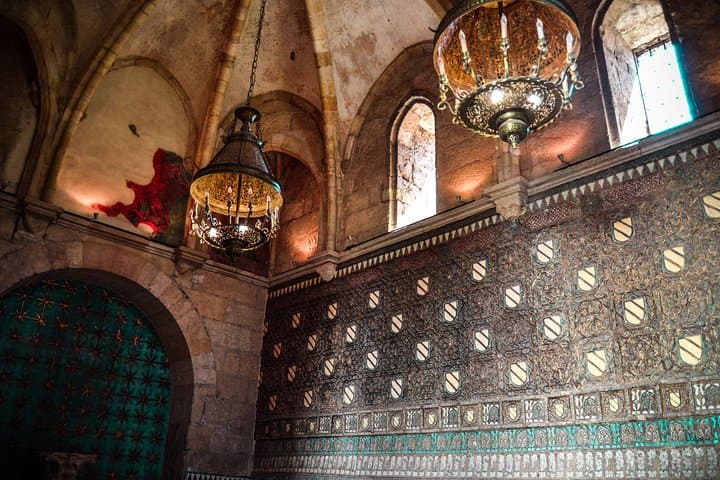 Mosque-Cathedral and Jewish Quarter guided tour
