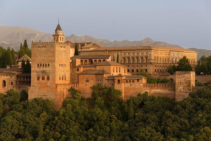 Alhambra Granada and Cordoba Mosque - Reduced group hotel pick up from Madrid